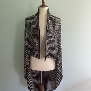 Chic Navy and White Knit Cardigan